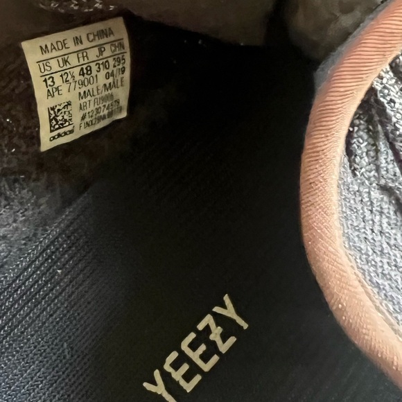 Yeezy adidas Boosts 350 V2 Black Men’s 13 - Picture 5 of 7